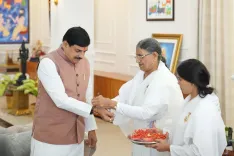 रक्षाबंधन पर ब्रह्मकुमारी बहनों ने CM मोहन यादव को बांधी राखी, सितंबर संगोष्ठी का दिया निमंत्रण