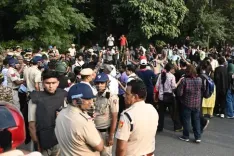 ISI runs 5,000 fake accounts to fuel SIR protest violence, IB warns
