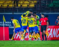 आईएसएल 2025-26: केरला ब्लास्टर्स की रोमांचक जीत, इंजरी टाइम में हेडर से ओडिशा एफसी को 2-1 से हराया