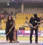 आईएसपीएल इवेंट में रुपाली गांगुली का जलवा, बिग बी और तेंदुलकर के साथ साझा किया मंच