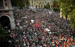 What Are the Implications of Over 5.7 Million People Living in Absolute Poverty in Italy?