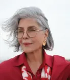 जब लिफ्ट में हुई जीनत अमान और सब्यसाची की मुलाकात, अभिनेत्री ने सुनाया मजेदार किस्सा 