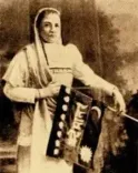 मैडम भीकाजी कामा ने 22 अगस्त 1907 को स्टटगार्ट में पहली बार विदेशी धरती पर फहराया था भारतीय ध्वज