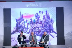 क्या जबरदस्त गोलाबारी के बीच शत्रु की योजना विफल हो गई? विश्व पुस्तक मेले में सैन्य बलिदान को किया गया याद