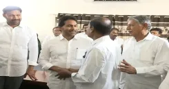 Jagan Mohan Reddy rallies YSRCP to contest every Andhra local body seat