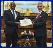 Jaishankar Greets Comoros FM on Independence Day