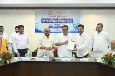 Jal Shakti Minister Paatil Reviews JJM Progress With Maharashtra MPs