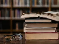 जम्मू-कश्मीर: स्कूली किताबों में अलगाववादियों के महिमामंडन पर UAPA के तहत FIR, 8 अधिकारी निलंबित