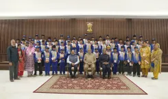 जम्मू-कश्मीर का युवा प्रतिनिधिमंडल उपराष्ट्रपति सीपी राधाकृष्णन से मिला