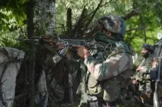 जम्मू-कश्मीर में दो जवान लापता, खराब मौसम के कारण सर्च ऑपरेशन प्रभावित