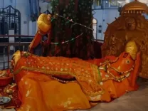 क्या जामसांवली मंदिर में हनुमान की नाभि से निकलने वाला जल पीने से भूत-प्रेत की बाधा खत्म होती है?