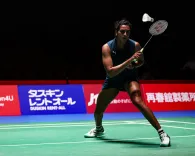 PV Sindhu reaches Japan Open semis as Okuhara withdraws