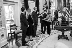 Jay Clayton Sworn In as U.S. Director of National Intelligence