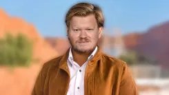 Did Jesse Plemons Really Get Lucky Meeting Kirsten Dunst?
