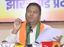 क्या झारखंड भाजपा का आरोप सही है, 'राज्य में स्वास्थ्य मंत्री के संरक्षण में टेंडर घोटाला, एक ही परिवार को मिले 11 ठेके'?