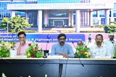 Jharkhand CMO unveils Tata Motors-run driver training centre