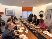 क्या झारखंड सरकार ने लंदन में वैश्विक शिक्षा संगठनों से संवाद किया?