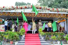 झारखंड अग्निशमन विभाग को मिले 58 मिस्ट टेक्नोलॉजी फायर टेंडर, CM हेमंत सोरेन ने दिखाई हरी झंडी