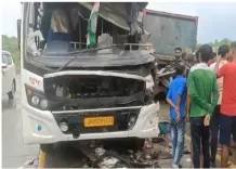 झारखंड में अलग-अलग सड़क हादसों में पांच लोगों की मौत, 15 घायल