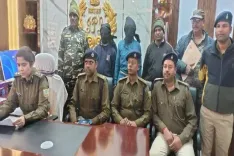 क्या झारखंड के पाकुड़ जिला कोर्ट में सजा सुनाए जाने के बाद फरार हुए दो अपराधियों को पुलिस ने 24 घंटे में दबोचा?