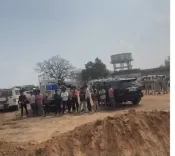 झारखंड: योगेंद्र साव के आवास पर प्रशासन की कठोर कार्रवाई, बुलडोजर से ढहाया गया मकान