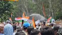 Jharkhand students breach barricades; water cannons deployed in Ranchi Assembly march