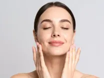 हमारी त्वचा करती है पूरे शरीर की सुरक्षा, आयुर्वेद में हैं निखारने के कारगर उपाय