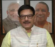 जेवर विधायक धीरेंद्र सिंह ने नोएडा एयरपोर्ट पार्किंग जलभराव का निरीक्षण किया, विपक्ष पर साधा निशाना