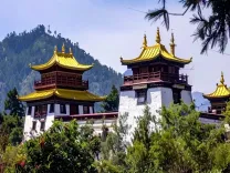 जिरांग: ओडिशा के जंगलों में बसा मिनी भूटान, तिब्बती संस्कृति और पूर्वी घाट की प्रकृति का अनोखा मिलन