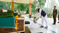 How Did J&K CM Honor the Soldiers Killed in Kulgam Operation?
