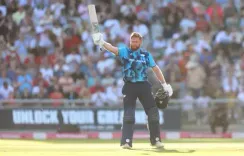 Jonny Bairstow signs three-year extension with Yorkshire