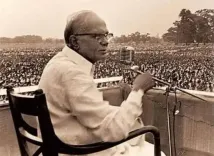 Jayaprakash Narayan birth anniversary: Naidu, Pawan Kalyan pay tributes