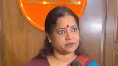 ज्योति वाघमारे का उद्धव ठाकरे पर हमला: 'बाला साहेब के सिद्धांत भूले, शिंदे किसानों के लिए 50 ट्रक राहत भेज रहे'