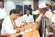 Telangana minister Sridhar Babu hits back at KTR over land allocation row