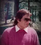 क्या विनोद खन्ना ने विलेन की छवि को तोड़कर हिंदी सिनेमा के सुपरस्टार का मुकाम हासिल किया?