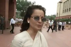 कंगना रनौत के बयान पर लखनऊ में एफआईआर की मांग, महिला कांग्रेस नेता हुसैनगंज थाने पहुंचीं