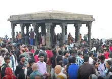 क्या कन्याकुमारी से लेकर पश्चिम बंगाल तक के मंदिरों में श्रद्धालुओं की भीड़ उमड़ी?