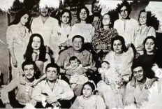 Did Kareena Kapoor Khan Just Share a Rare Kapoor Clan Photo?