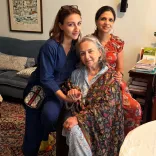 Kareena Kapoor reacts to Soha Ali Khan's pic with Sharmila Tagore