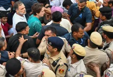 Shivakumar slams Delhi Police over Rahul, Priyanka detention at Jantar Mantar