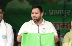 क्या कटिहार में तेजस्वी यादव का बड़ा बयान, सत्ता में आते ही वक्फ कानून को कूड़े में फेंक देंगे?