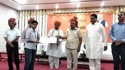 केंद्र लगातार रोजगार के नए अवसर सृजित कर रहा है : भागीरथ चौधरी