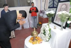 क्या केंद्रीय मंत्री सर्बानंद सोनोवाल ने स्वर्गीय पी.जी. बरुआ को श्रद्धांजलि अर्पित की?