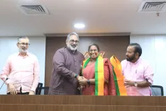 केरल में राजनीति का नया अध्याय: स्मिता सुंदरेशन भाजपा में शामिल होकर वर्कला से एनडीए की उम्मीदवार बनीं