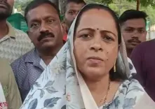 क्या खंडवा हादसे पर पीएम मोदी के बाद सीएम मोहन यादव और विधायक ने पीड़ितों को राहत राशि दी?
