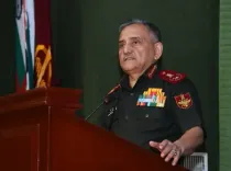 खतरों से निपटने के लिए तकनीक और तीनों सेनाओं में समन्वय प्राथमिकता : सीडीएस अनिल चौहान