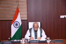 Khattar Reviews DDA Budget, Stresses Timely Execution