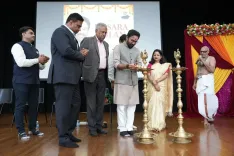 Kishan Reddy meets Hyderabad-born Sydney Mayor at Dasara Milan