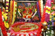 Kishan Reddy Offers Prayers at Hyderabad's Yellamma Temple