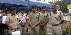 Kolkata Police bans earphones on duty, warns of strict action